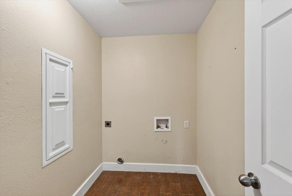 223 Charlya Drive Property Photo 11