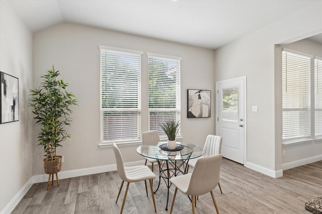 1010 Silver Oak Drive Property Photo 17