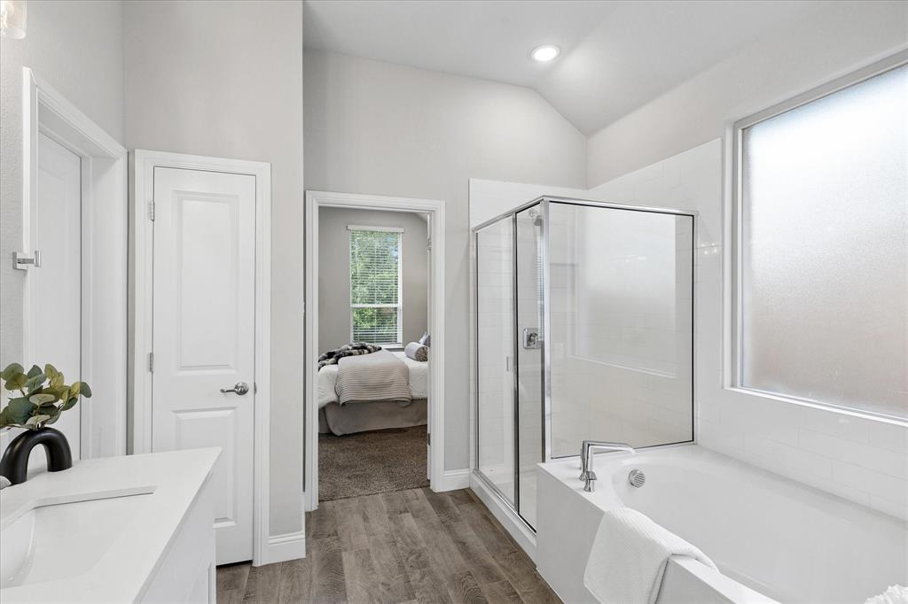 1010 Silver Oak Drive Property Photo 22