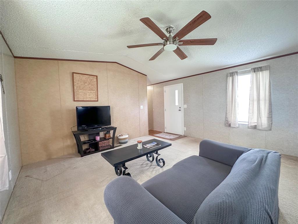204 County Road 443 Property Photo 19