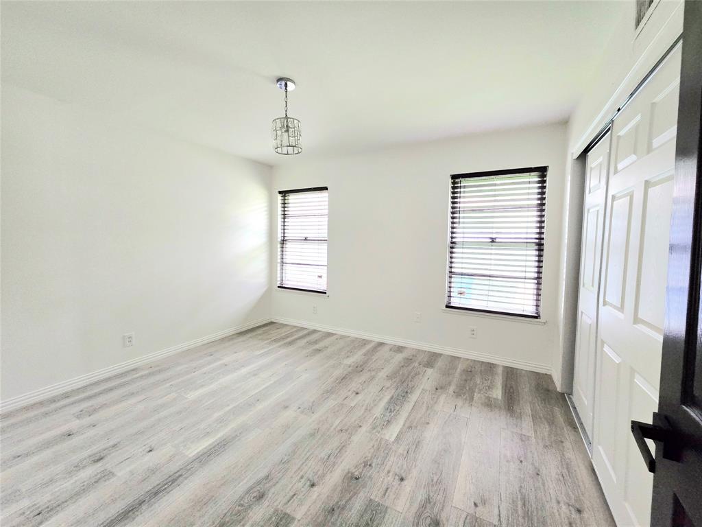 2953 Bay Oaks Drive Property Photo 9