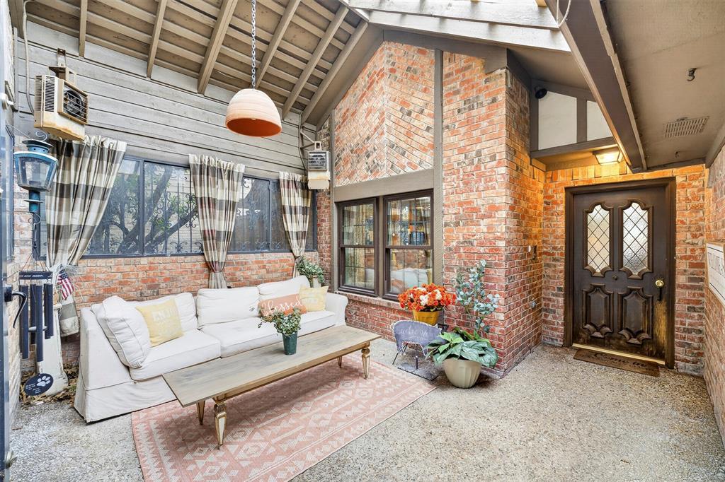 206 Rainbow Circle Property Photo 6