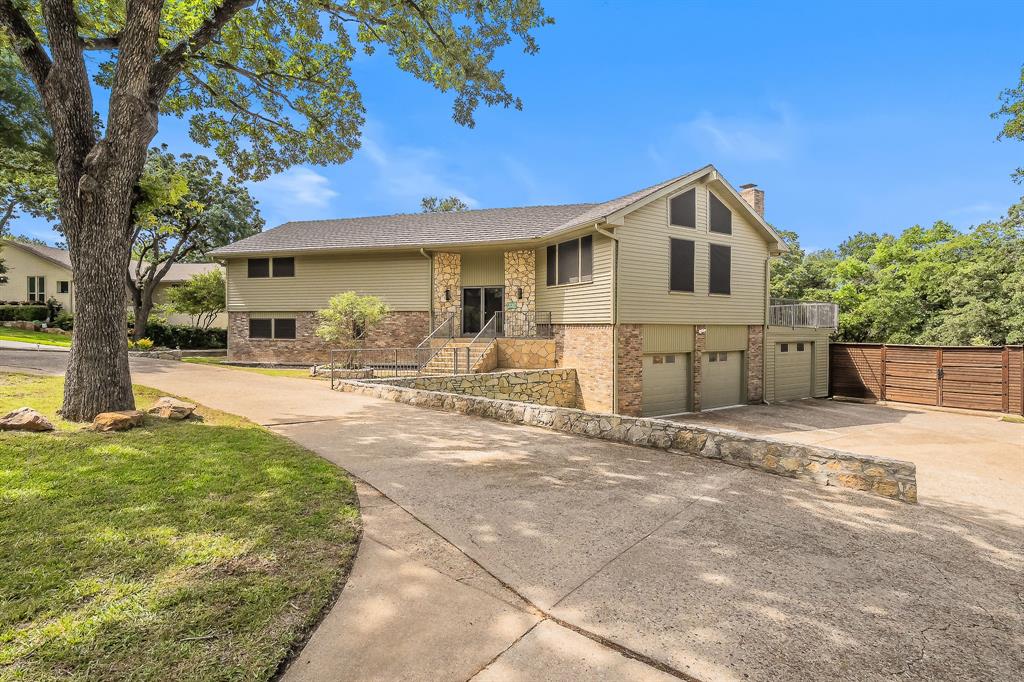 1724 Prestonwood Drive Property Photo 1