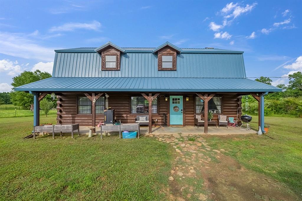 4798 County Road 4235 Property Photo 1