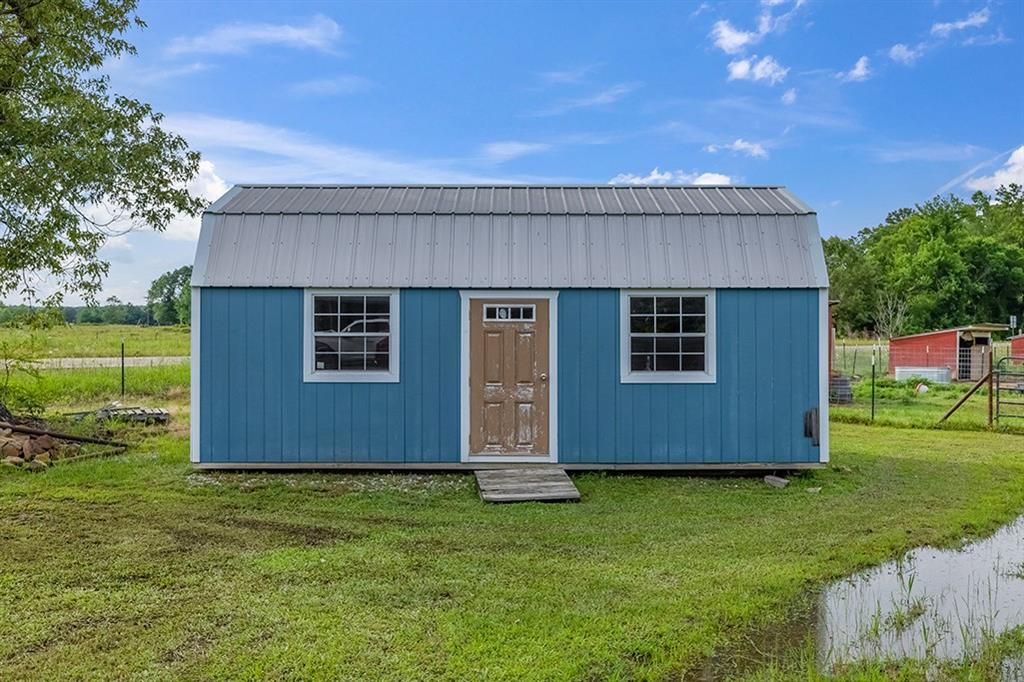 4798 County Road 4235 Property Photo 12