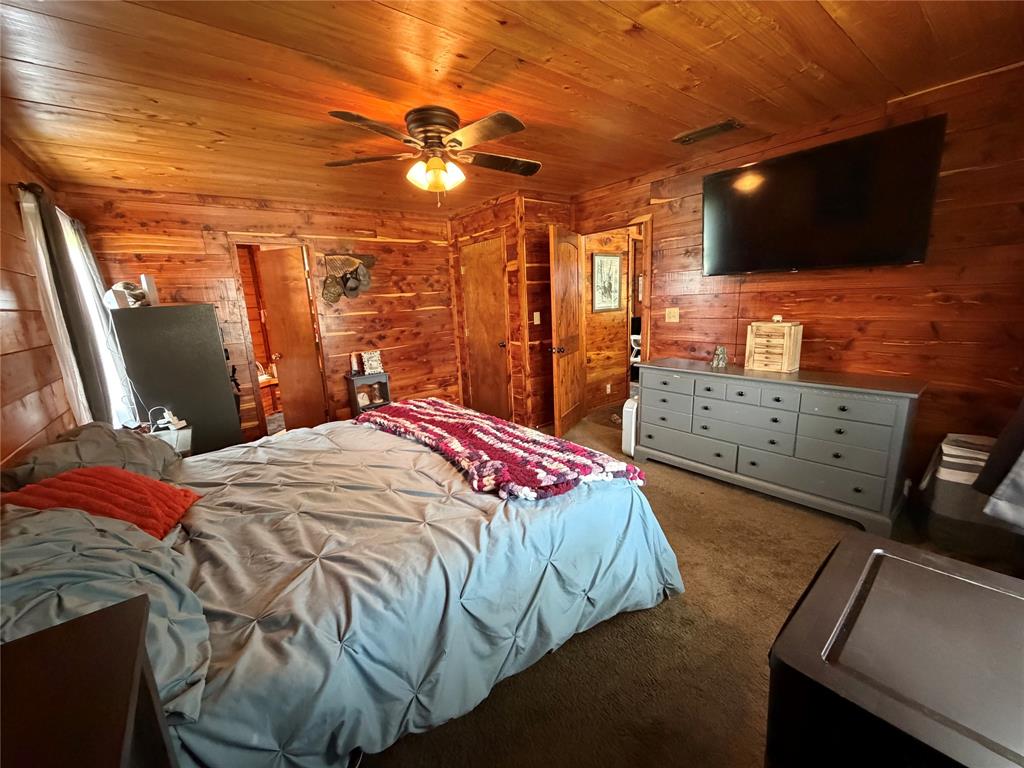 4798 County Road 4235 Property Photo 35