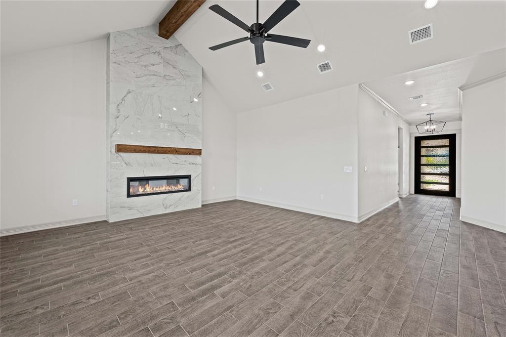 405 Willow Drive Property Photo 16