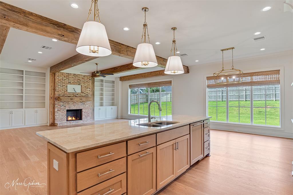 1035 West Pointe Loop Property Photo 8