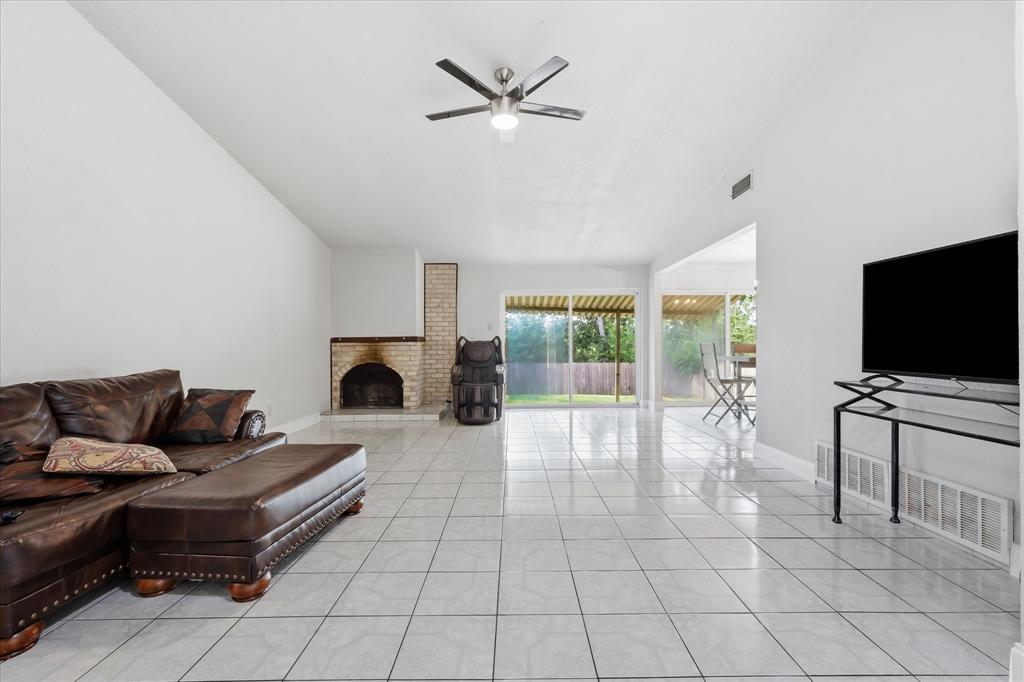 1839 Sherwood Lane Property Photo 10