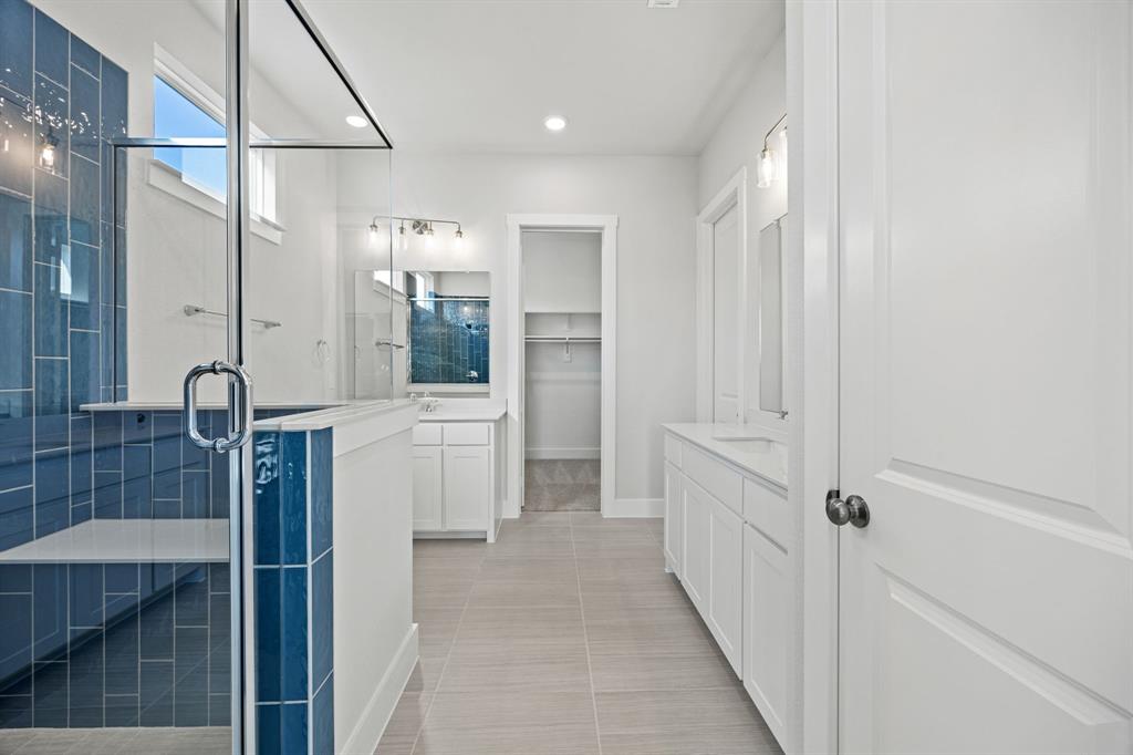 536 Stark Mews Property Photo 9