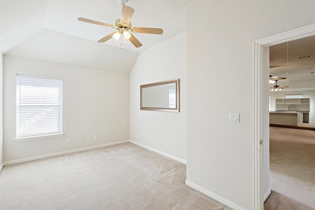 8354 Sunset Cove Drive Property Photo 12