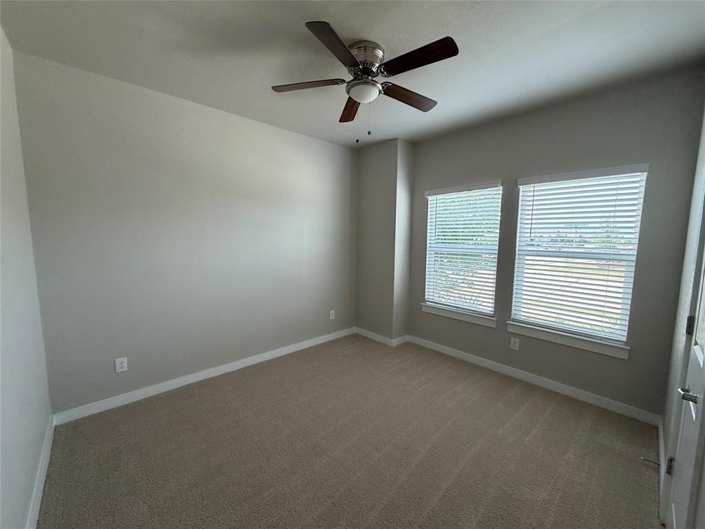 1600 Battery Park Drive Property Photo 11