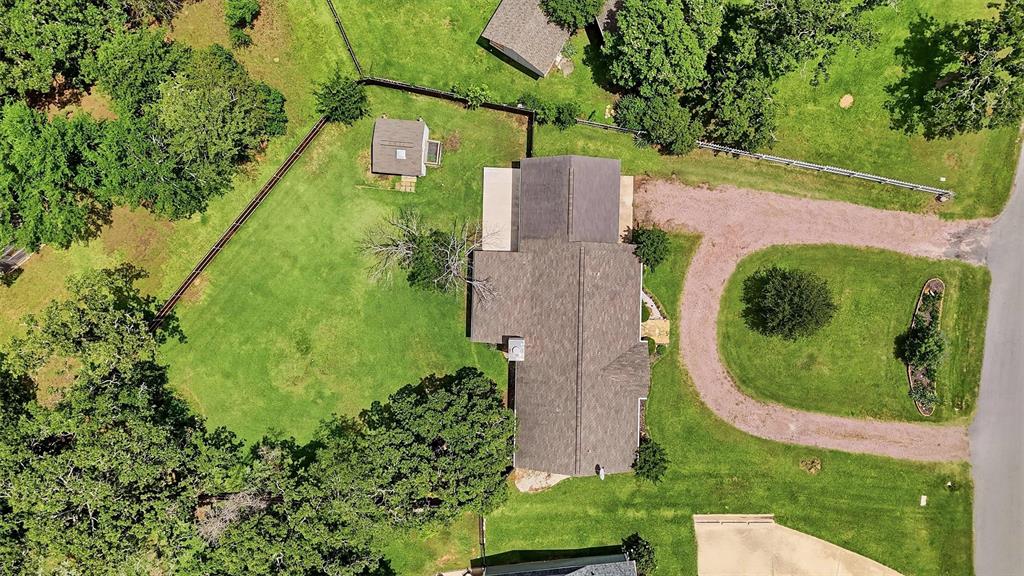 103 Seminole Drive Property Photo 8