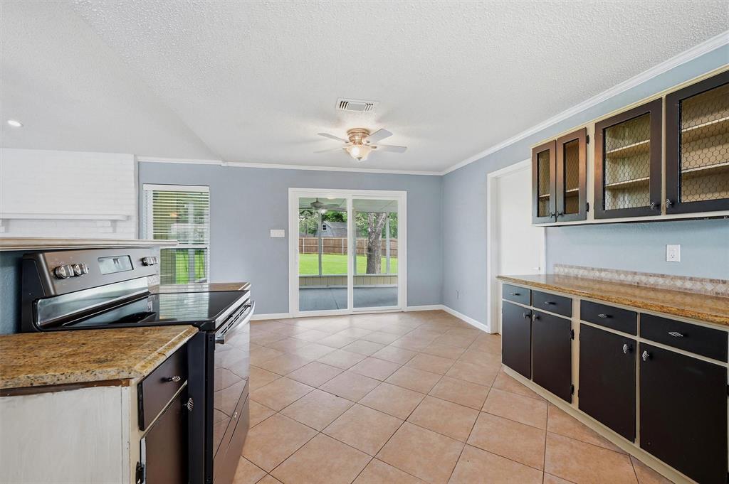 103 Seminole Drive Property Photo 10