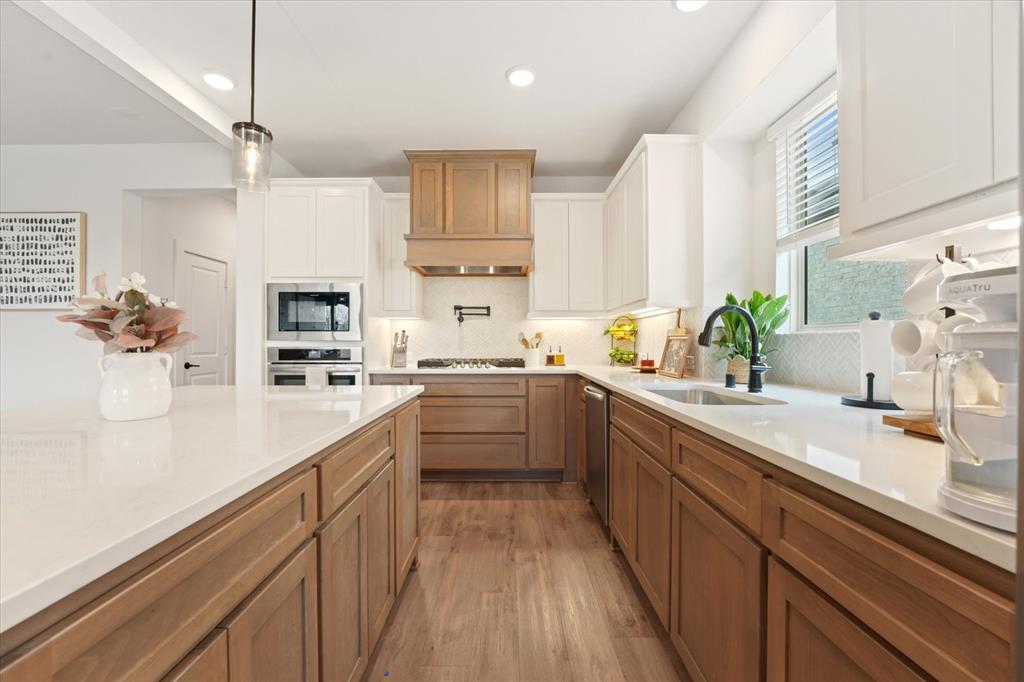 3241 Cross Shore Drive Property Photo 1