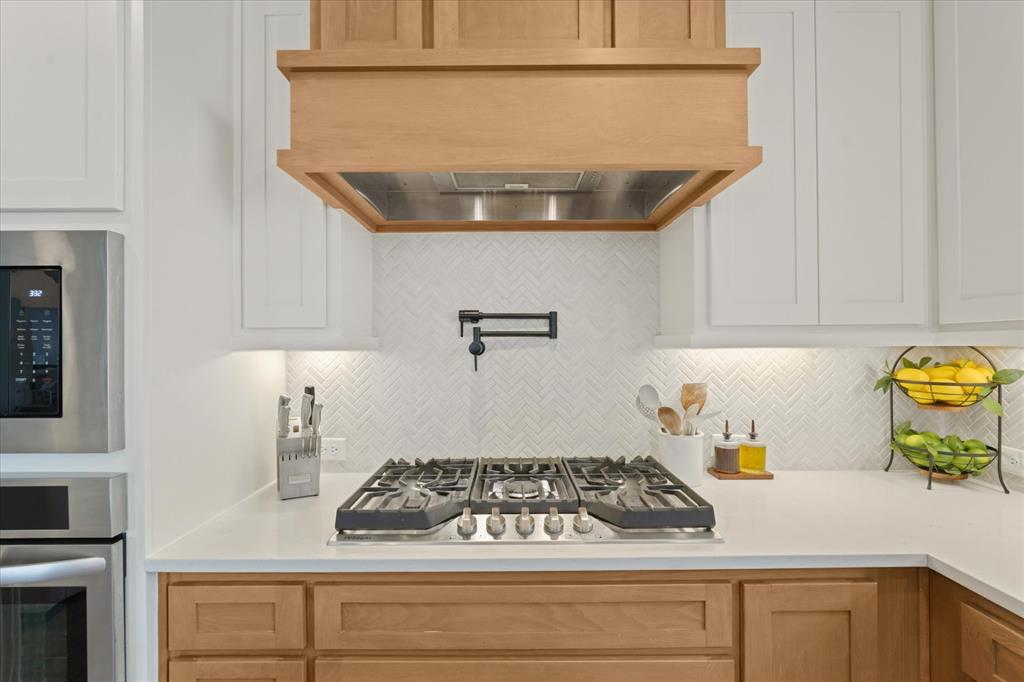 3241 Cross Shore Drive Property Photo 12