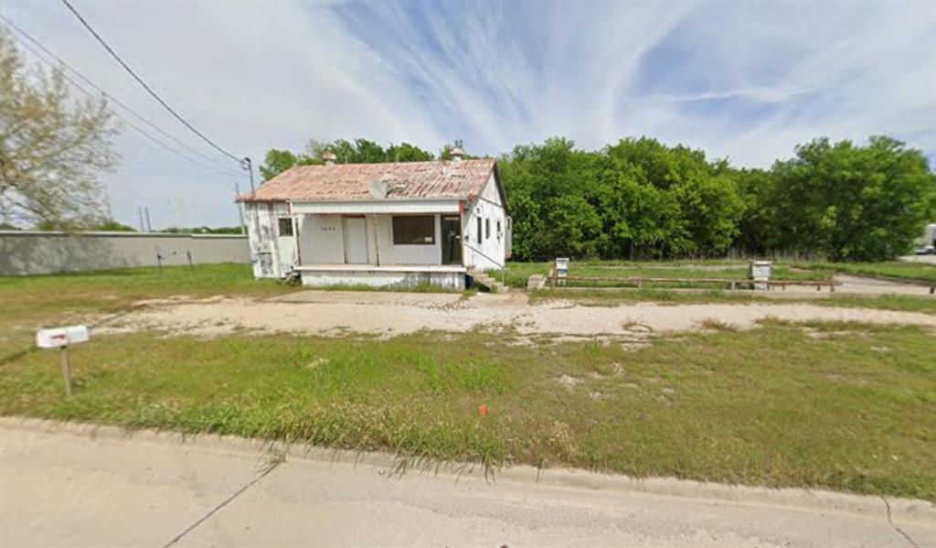 1340 N Dixon Street Property Photo 1