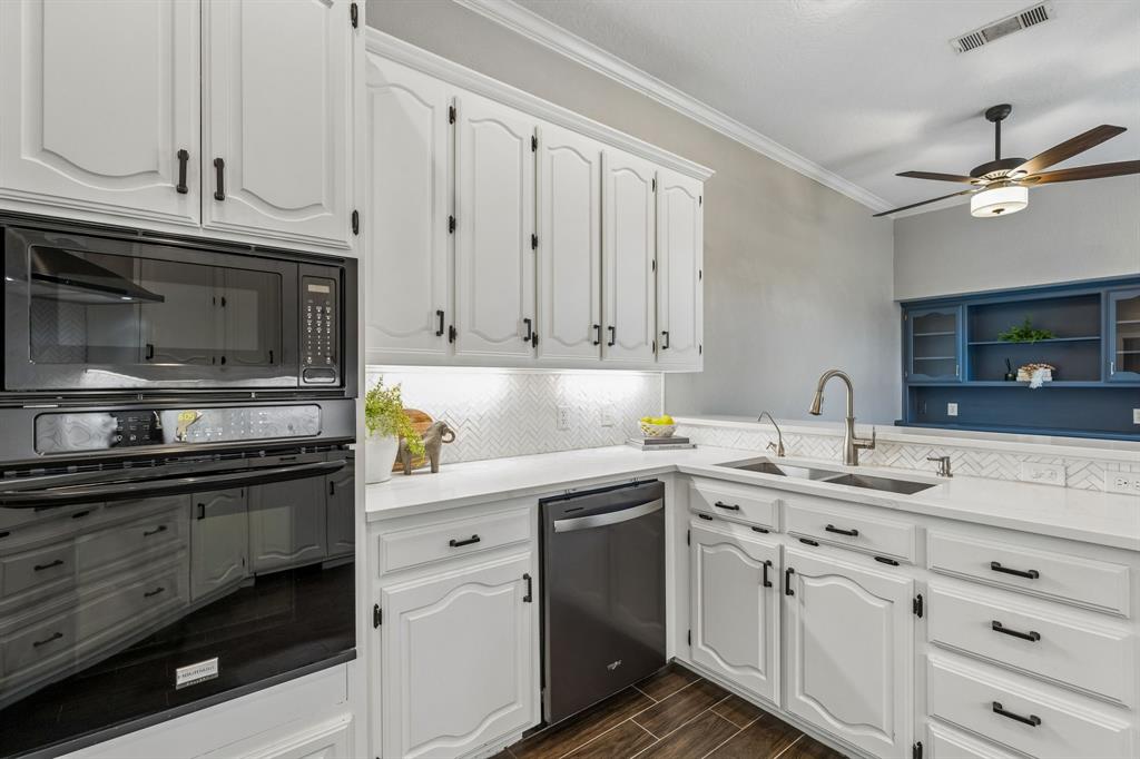 604 Shalamar Place Property Photo 14