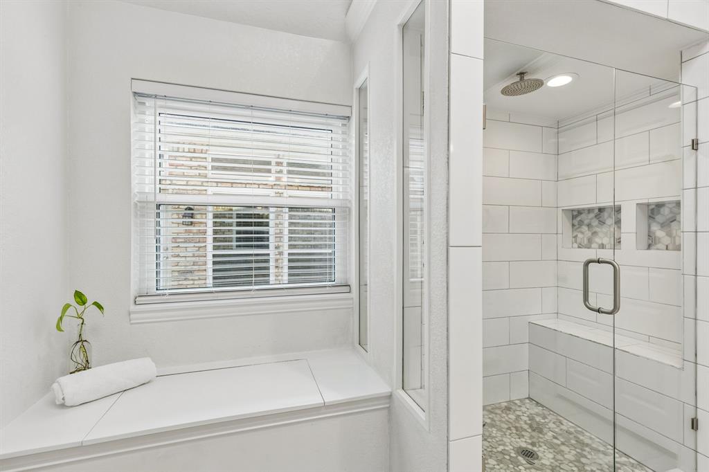 604 Shalamar Place Property Photo 28