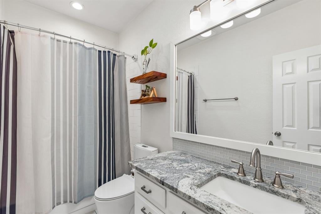 604 Shalamar Place Property Photo 32