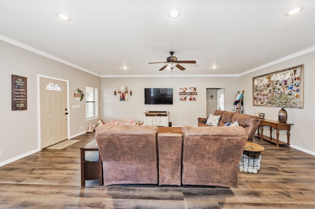 383 Briar Creek Lane Property Photo 8