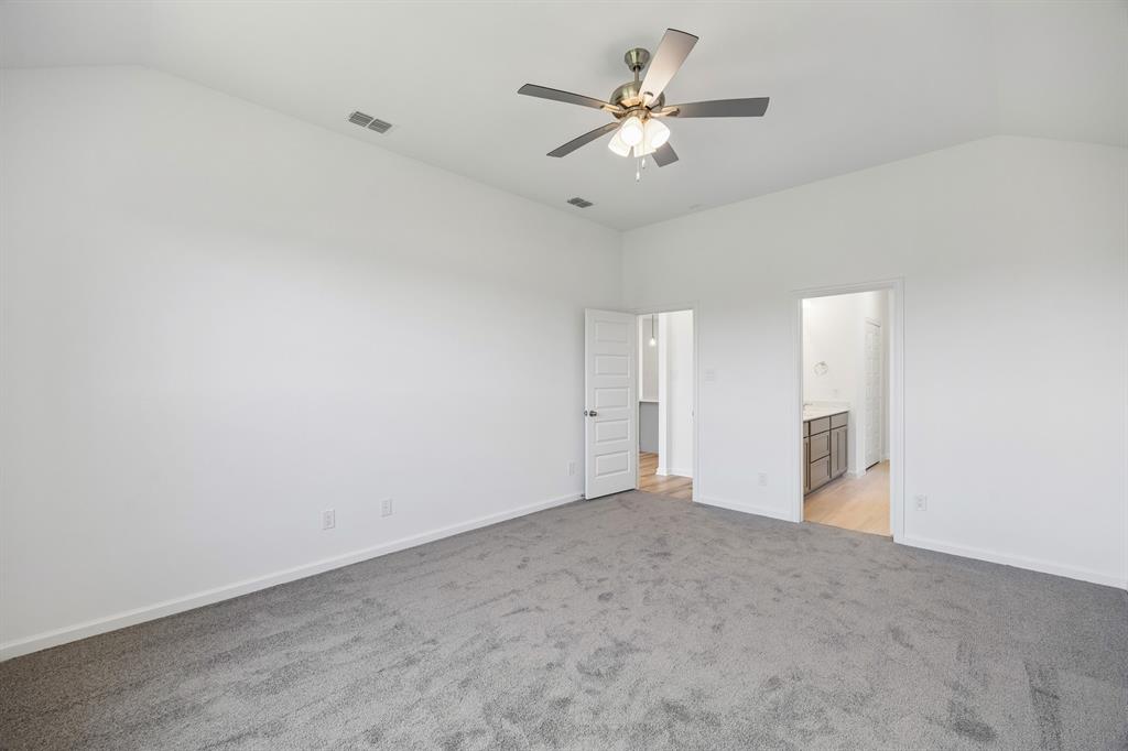 1019 Handel Road Property Photo 13