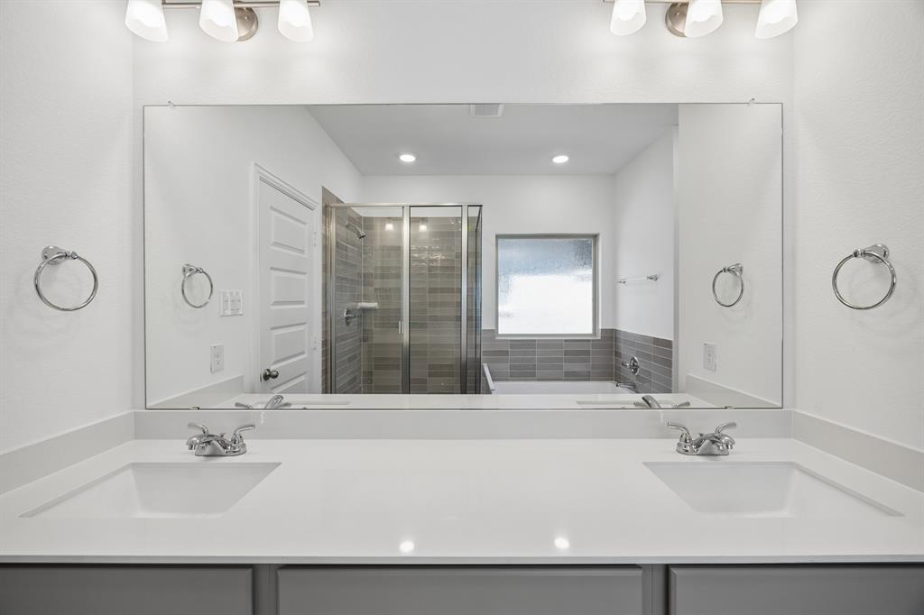 1019 Handel Road Property Photo 16