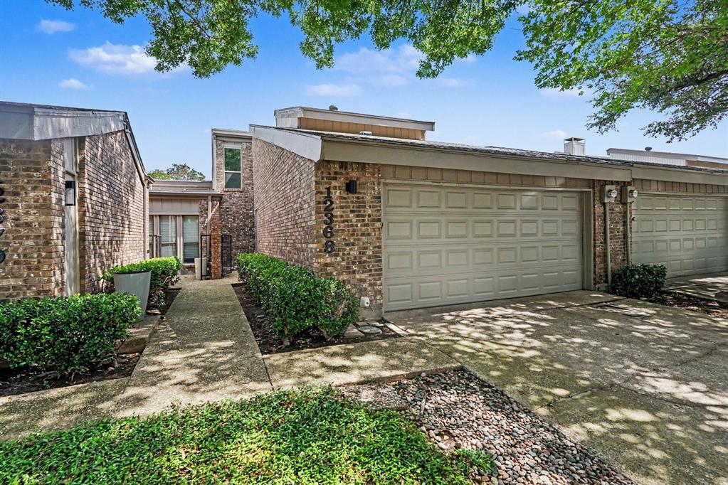 12368 Montego Plaza Property Photo 2