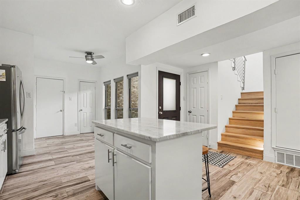 12368 Montego Plaza Property Photo 3