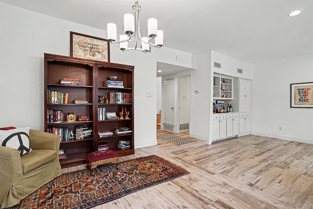 12368 Montego Plaza Property Photo 14