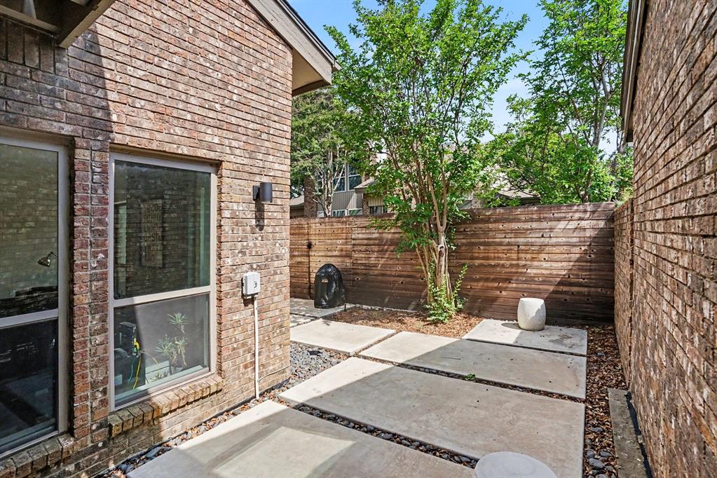 12368 Montego Plaza Property Photo 27