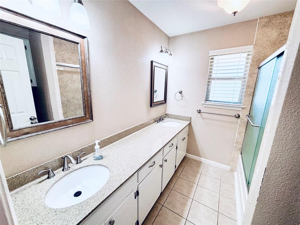 506 Oakwood Drive Property Photo 29