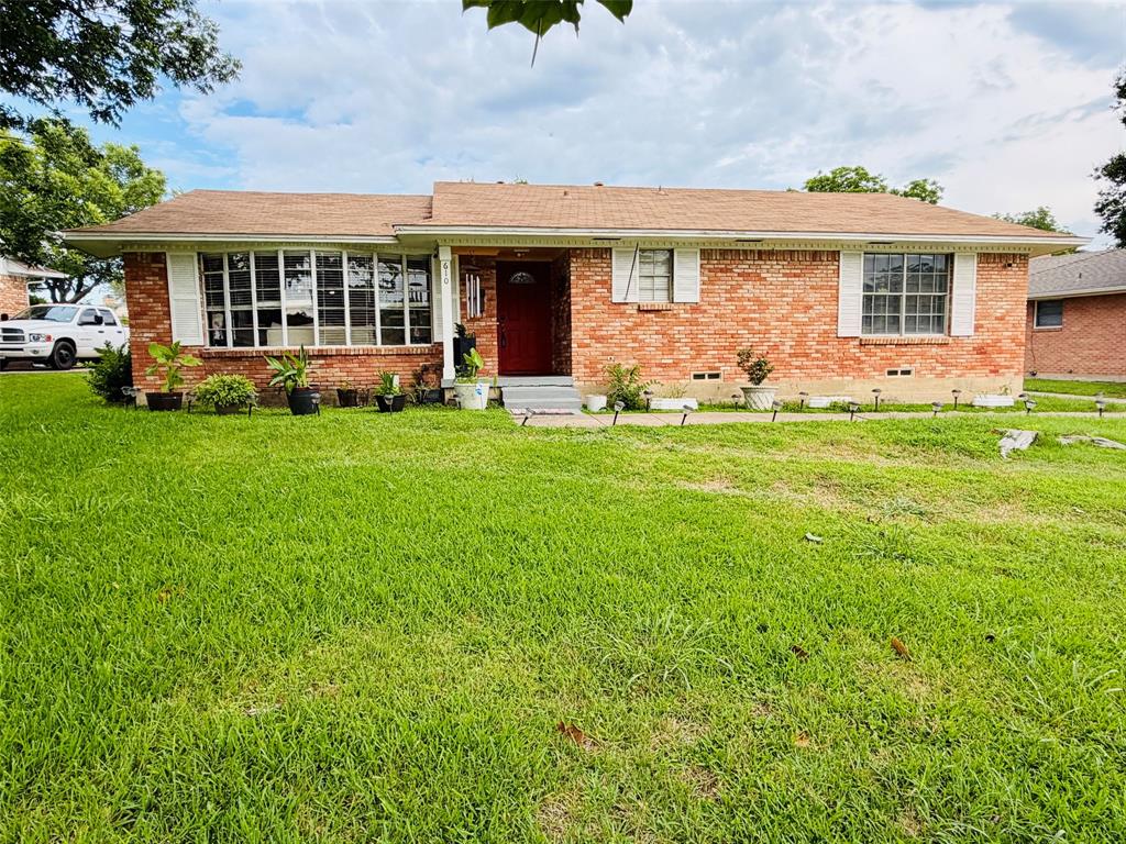 610 Prescott Drive Property Photo 1