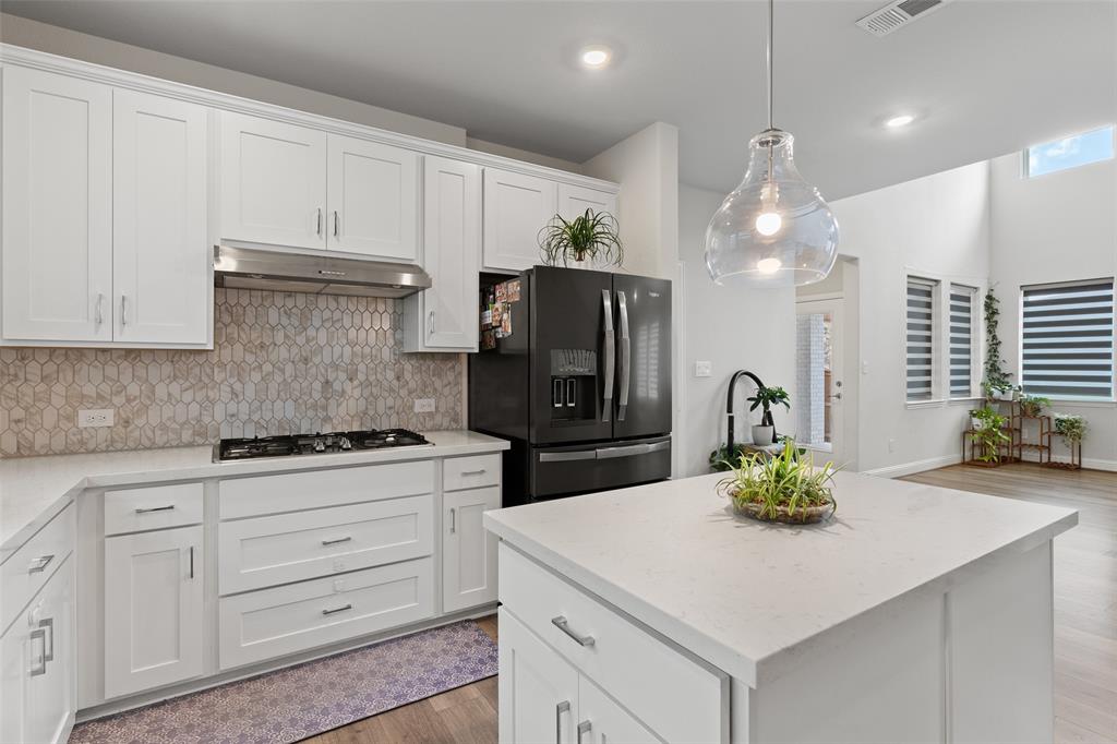 207 Midnight Trail Property Photo 13