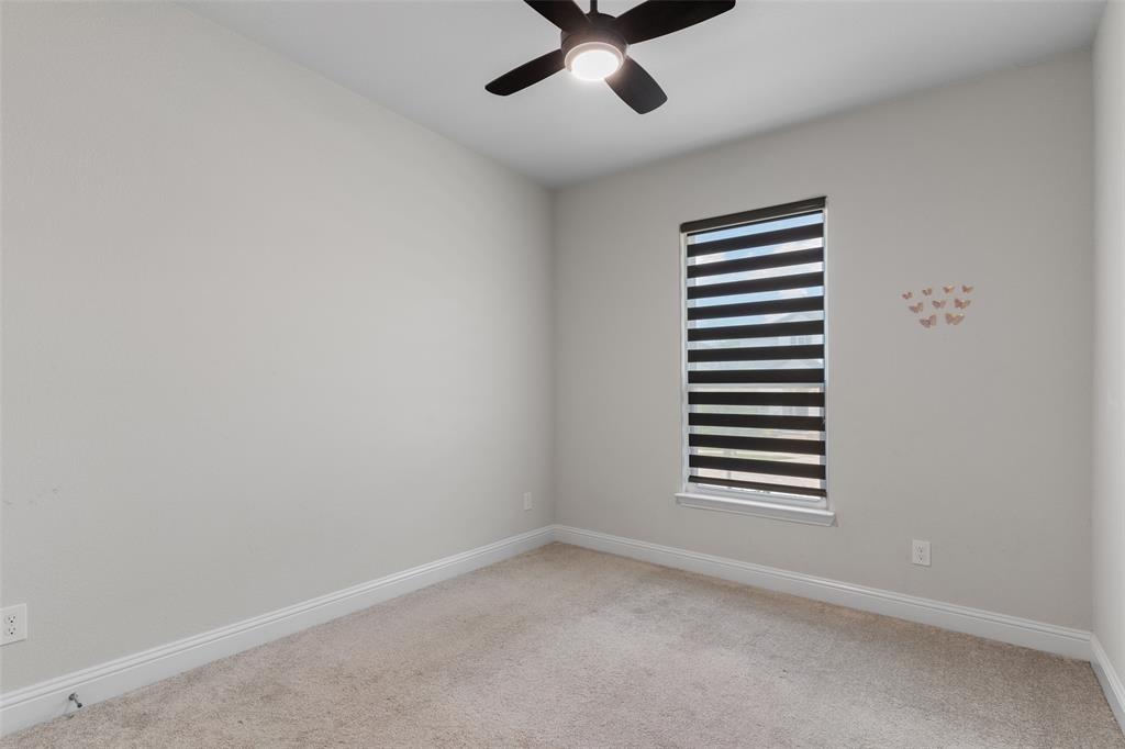 207 Midnight Trail Property Photo 14
