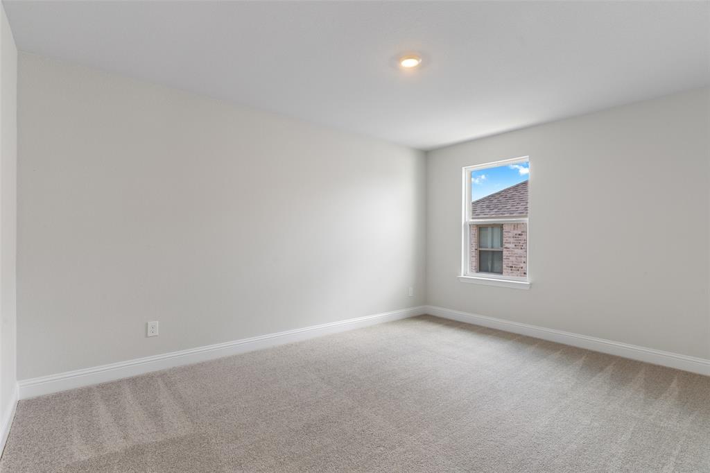 207 Midnight Trail Property Photo 17