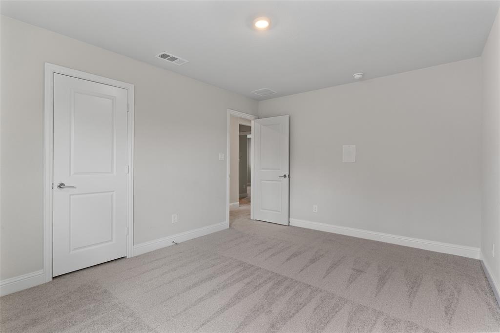 207 Midnight Trail Property Photo 18