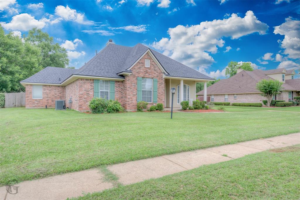 1951 Bayou Bend Drive Property Photo 1