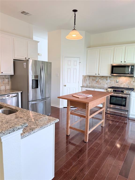 504 Mariner Drive Property Photo 10