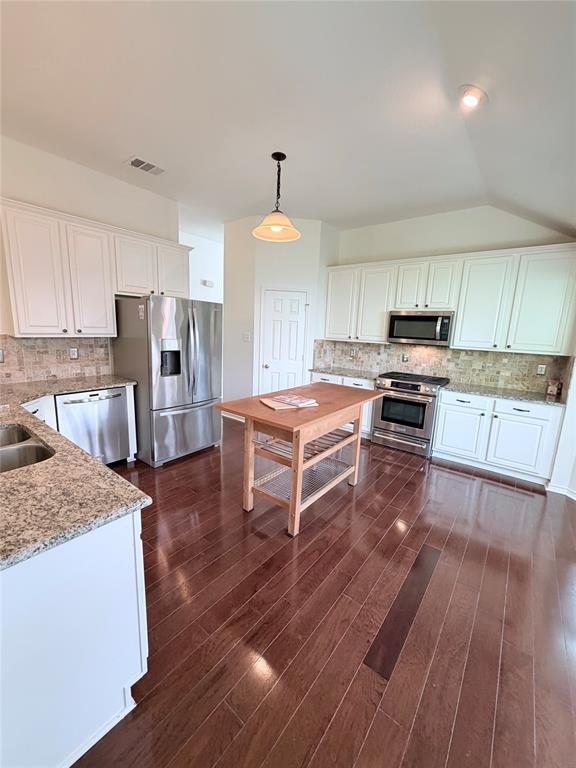 504 Mariner Drive Property Photo 13