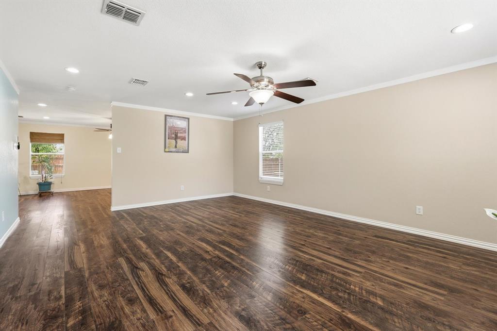 800 Poncho Lane Property Photo 6