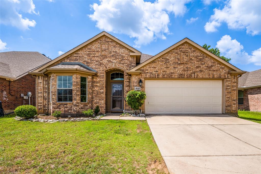 8616 Chisholm Trail Property Photo 2