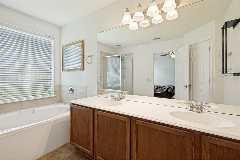 8616 Chisholm Trail Property Photo 16