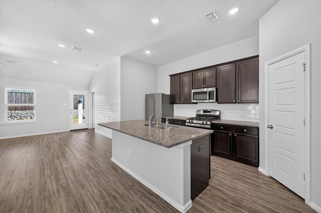 5825 Rostherne Drive Property Photo 6