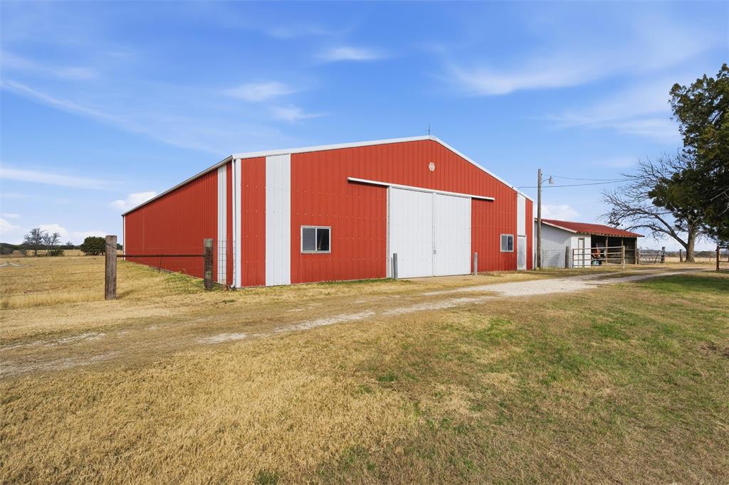 771 County Road 2130 Property Photo 6