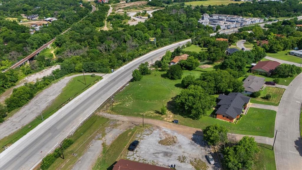 4528 Rolling Hills Drive Property Photo 10