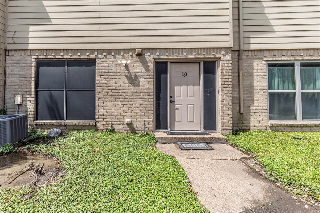 7031 Holly Hill Drive 10