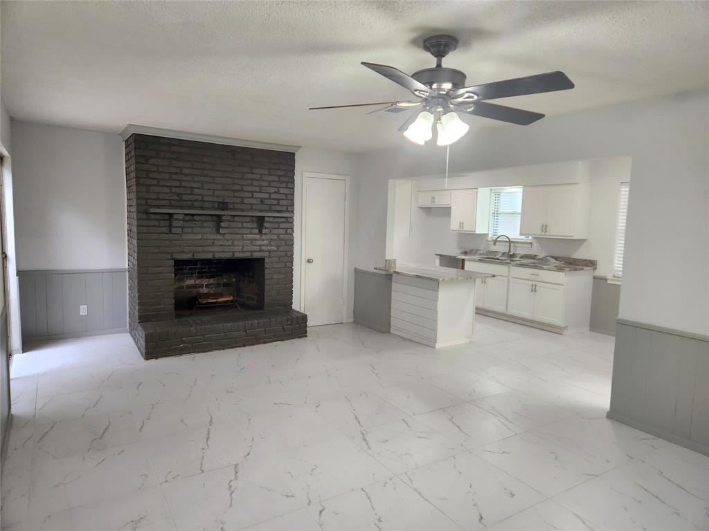 1838 Oak Hill Circle Property Photo 10