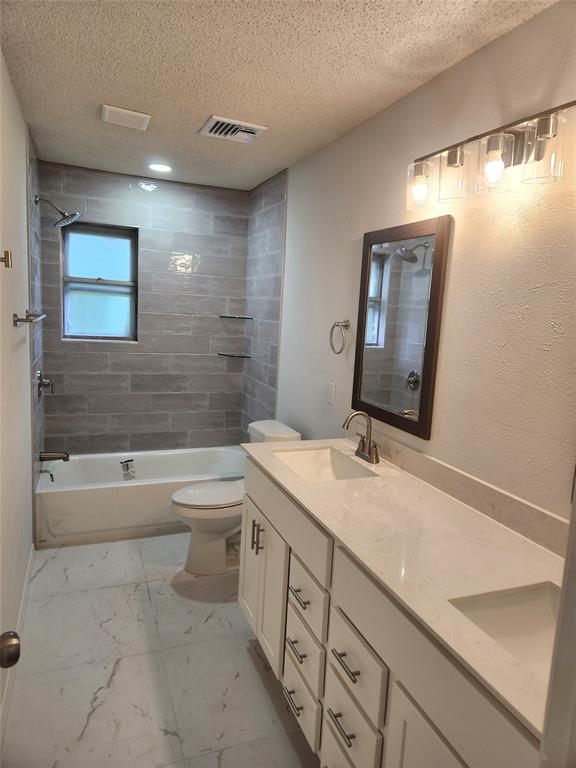 1838 Oak Hill Circle Property Photo 14