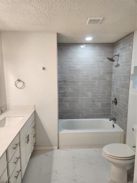 1838 Oak Hill Circle Property Photo 18